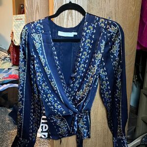 ASTR paisley navy and gold silk top tie cinched waist Size large